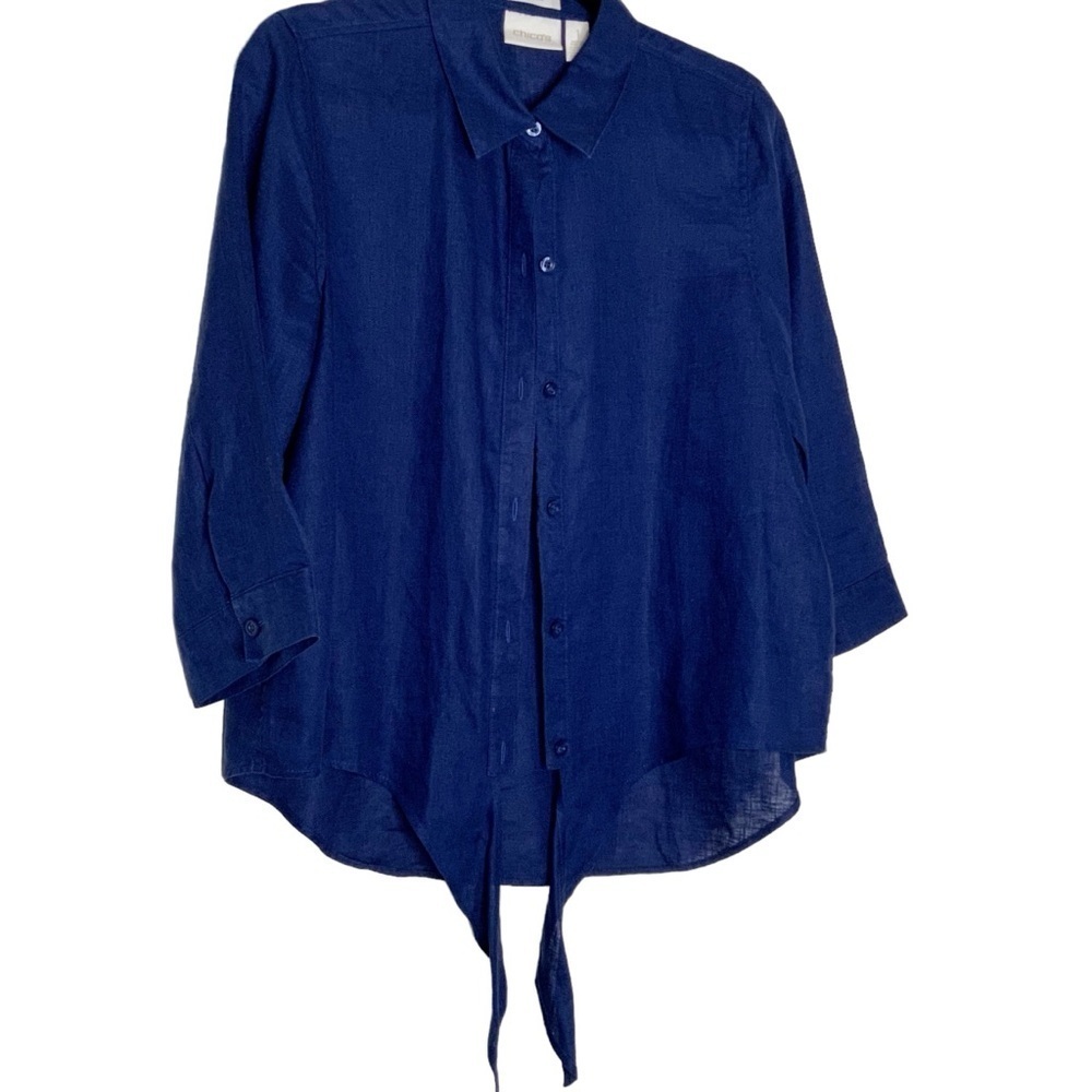 Chico’s navy blue linen buttoned down top. Size M/8